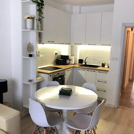 Flora Apartment Varna