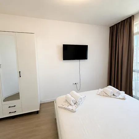 Apartment Flora Varna